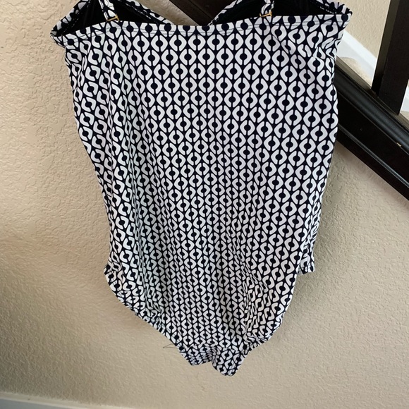 Alisha Levine one piece swimsuit - Picture 4 of 4